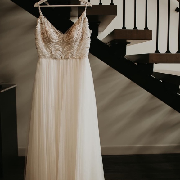 Maggie Sottero Charlene Wedding Dress - Picture 1 of 5